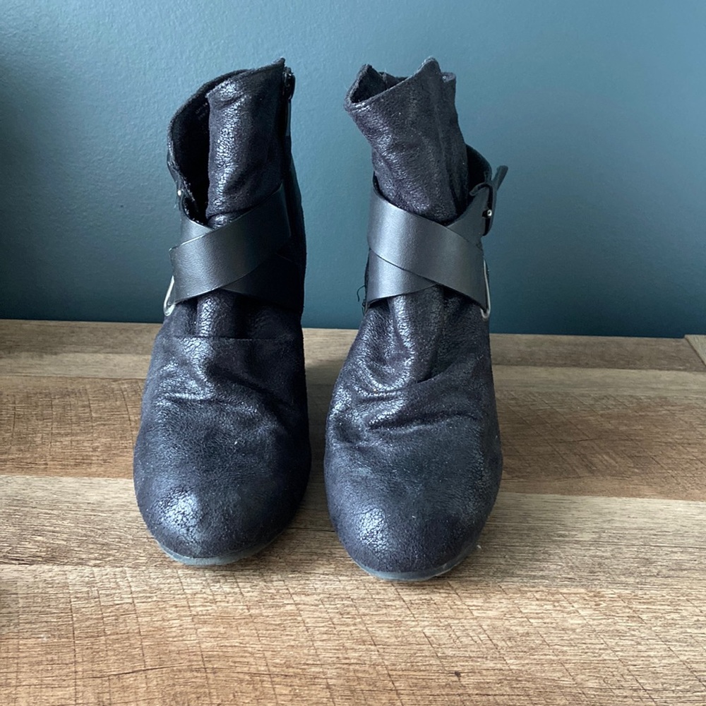 Aldo ankle wedge boots